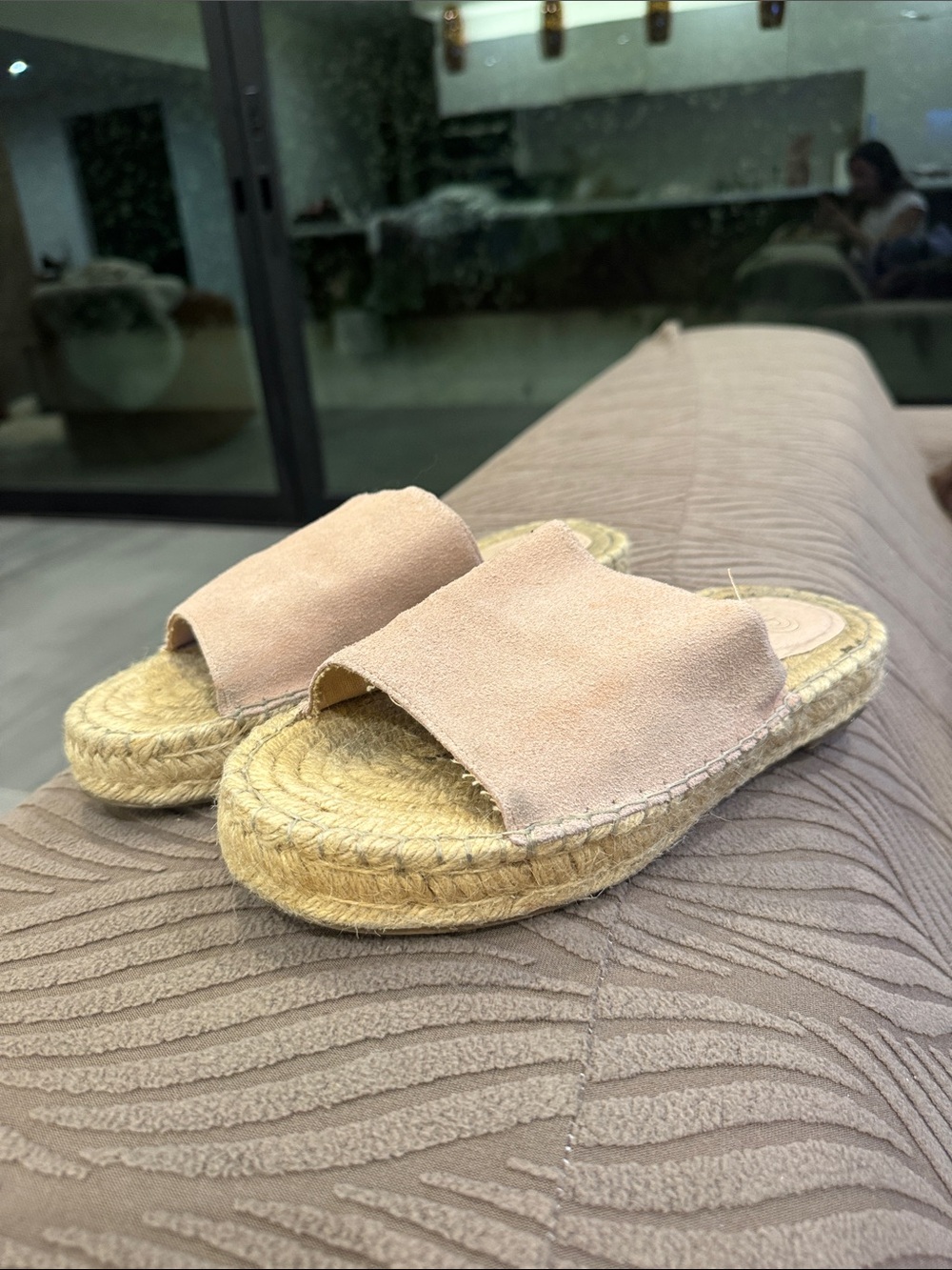 Urban Outfitters Women’s Suede Slide Espadrille Sandals in Blush